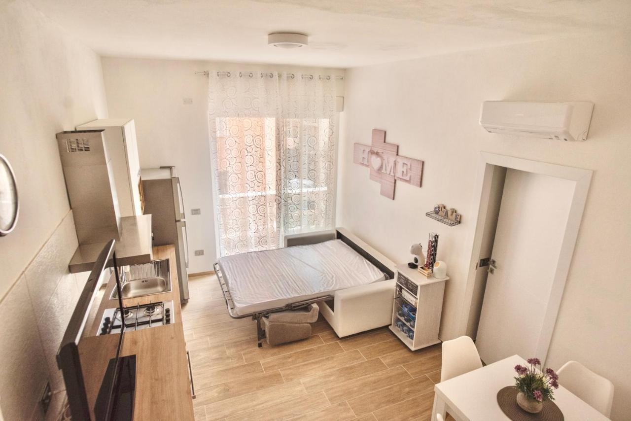 Bellini Lorenz Apartment Cagliari Eksteriør billede