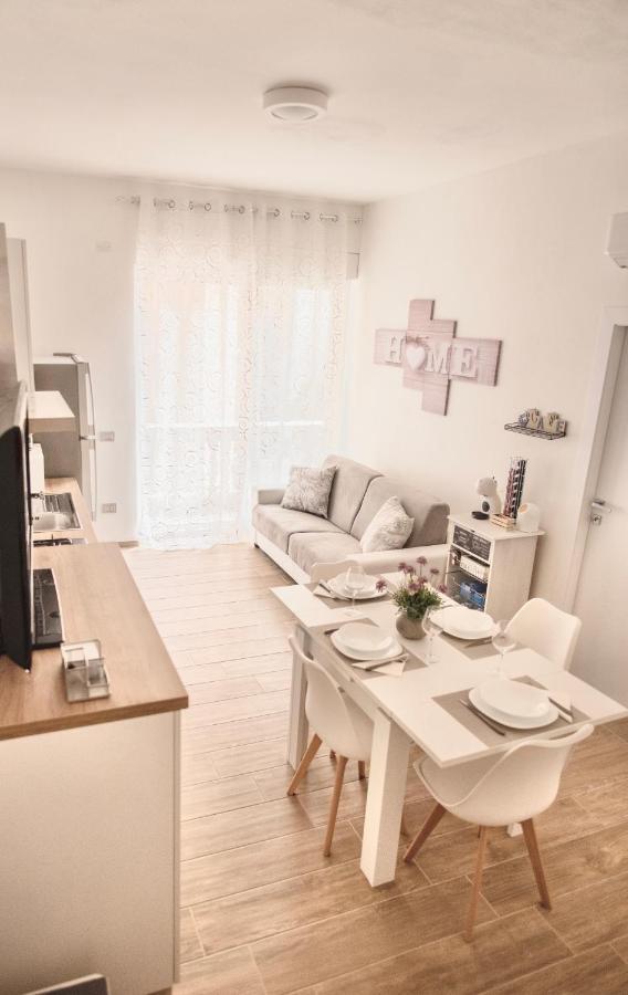 Bellini Lorenz Apartment Cagliari Eksteriør billede